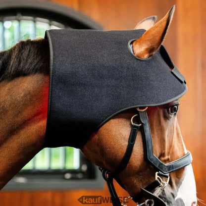 Schwarzer Filz-Pferdehaube mit verstellbaren Gurten und Ohrlöchern für Horseware LED Poll Cap